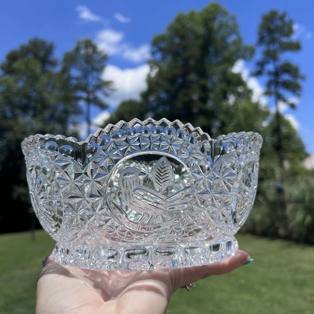 Hofbauer Byrdes Collec Germany 8" Hexagonal Hand Cut Crystal Bowl Bird Sawtooth